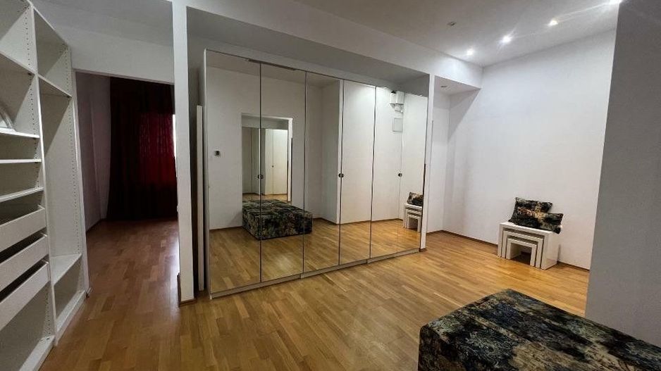 Penthouse Exclusivist 5 camere I Ansamblul Privighetorilor - Poză 5