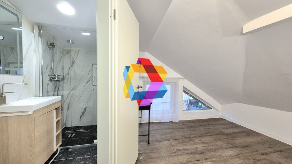 Spatiu de birouri la casă - 225 mp - Poză 17