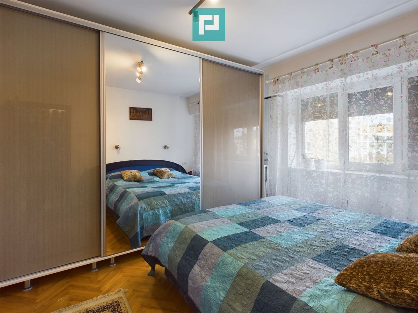 Apartament 3 camere, etajul 1, zona Alfa - Poză 7