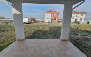 Casa dintre lacuri, Crevedia, cartier nou. - Poză 15