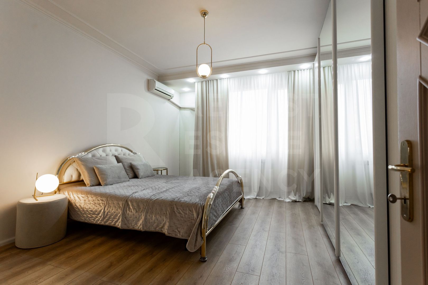 Chirie, apartament, 5 camere, strada Petru Rareș, Centru - Poză 12