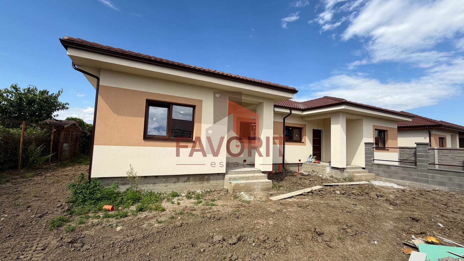 Duplex 3 camere | Toate utilitatile | Teren generos | Zona excelenta - Poză 3