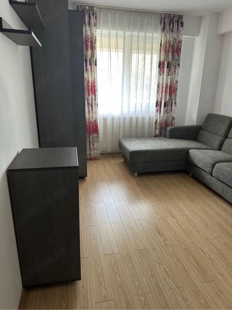 Apartament 3 camere, etaj 1, parcare inclusa, 2 băi, zona Trapezului - Poză 2