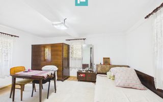 Casă cu teren 2877 mp, orașul Ineu - Poză 16