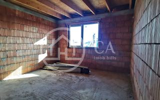 Casa la rosu de vanzare  cu 4 camere in Osorhei, Bihor - Poză 7