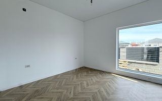 Casa Individuala - 4 camere - 2 bai - 371 mp teren - Poză 10