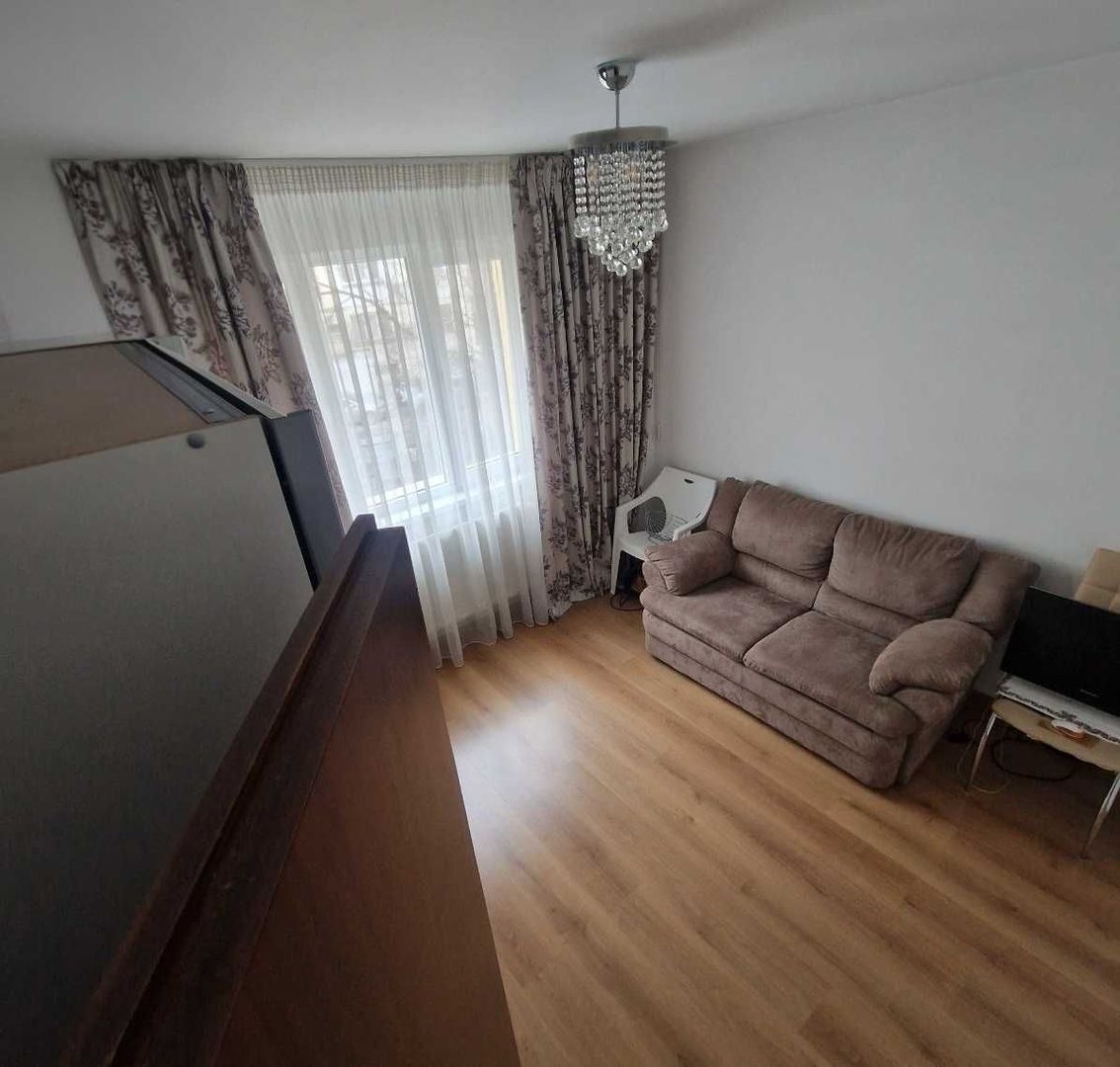 Apartament 3 camere | 70 mp | 1,5 min metrou | Mobilat,utila | Renovat - Poză 3
