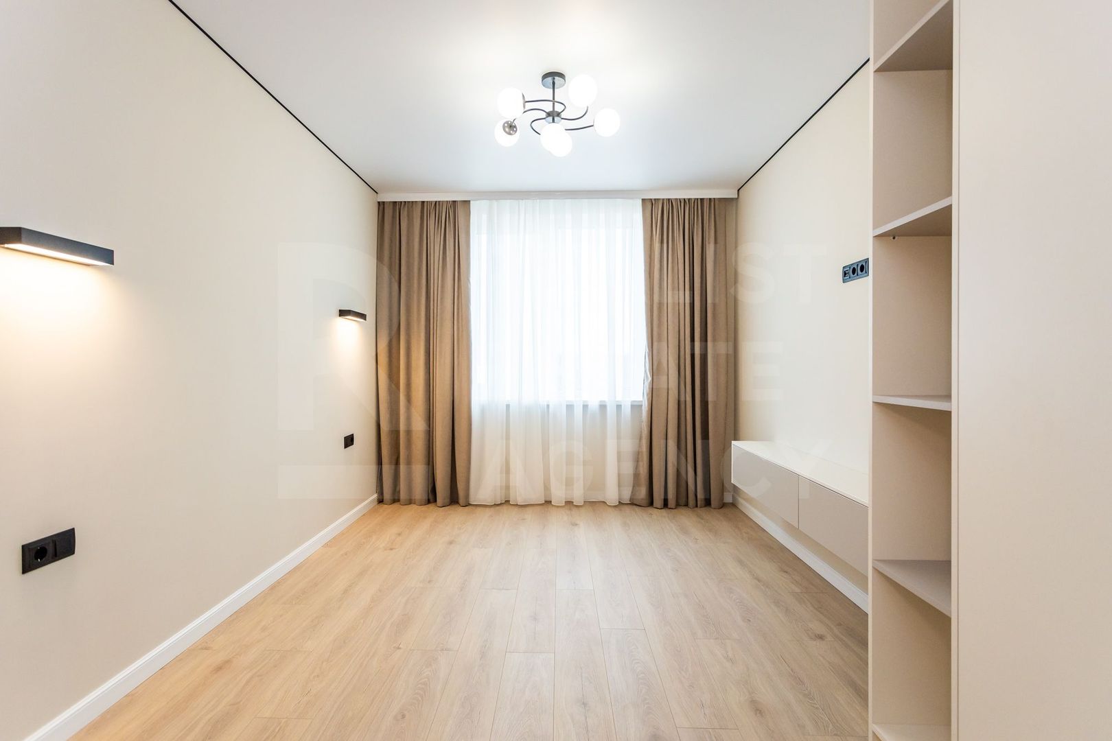 Vânzare, apartament,3 camere, Strada Nicolae Milescu Spătarul, Ciocana - Poză 12