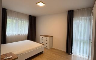 Casa individuala 114 utili 4 camere 2 bai si curte 215 mp in Selimbar - Poză 6