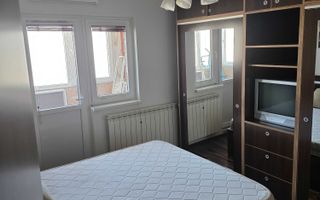 apartament 3 camere de vanzare - Poză 6