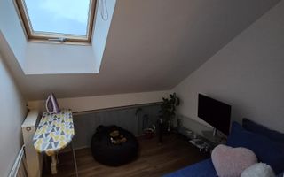 Ap modern 3 camere mansarda mobilat/utilat centrala proprie - Poză 12