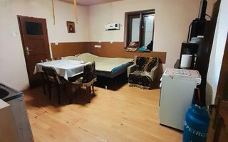 Casă + 2870 mp teren – oportunitate Ciocaia - Poză 13