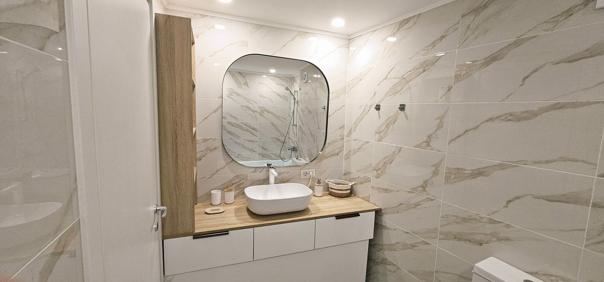 Sea View Olimp, Apartament 3 camere mobilat, vedere la mare - Poză 12