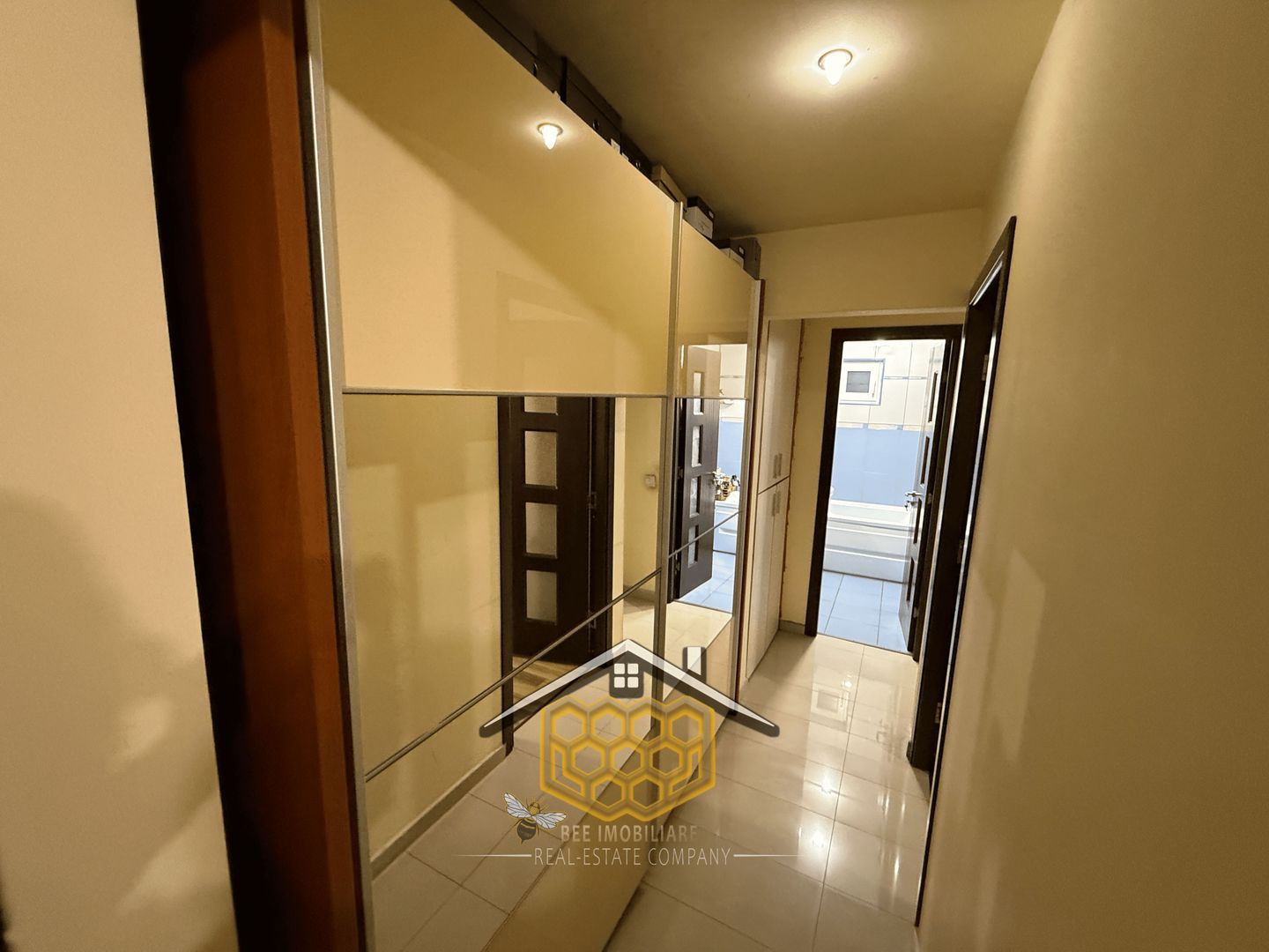 Apartament decomandat 3 camere, 2 balcoane, zona Calea București - Poză 6