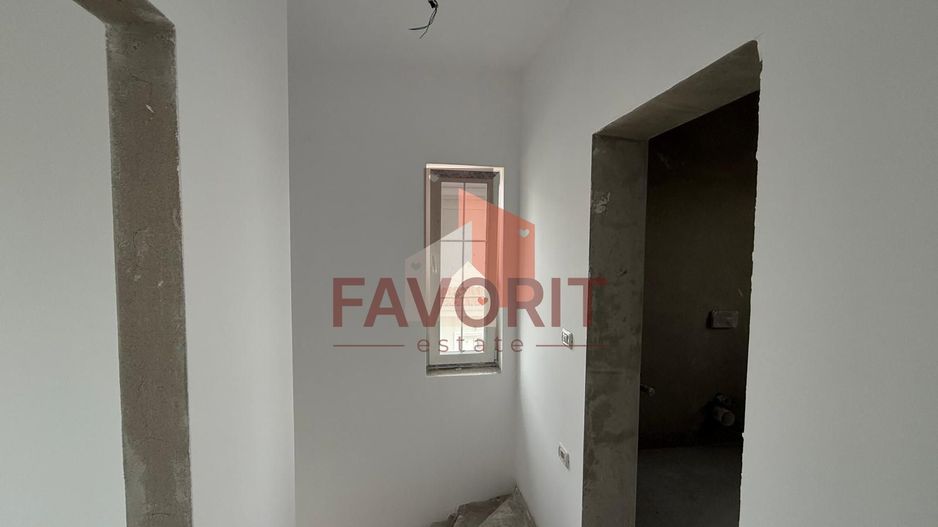 Duplex in Sanandrei | Toate utilitatile | 2 bai | Poarta acces auto | - Poză 6