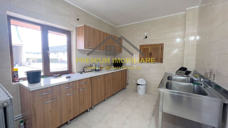 Oportunitate de investiție – Proprietate versatilă în Onești - Poză 10