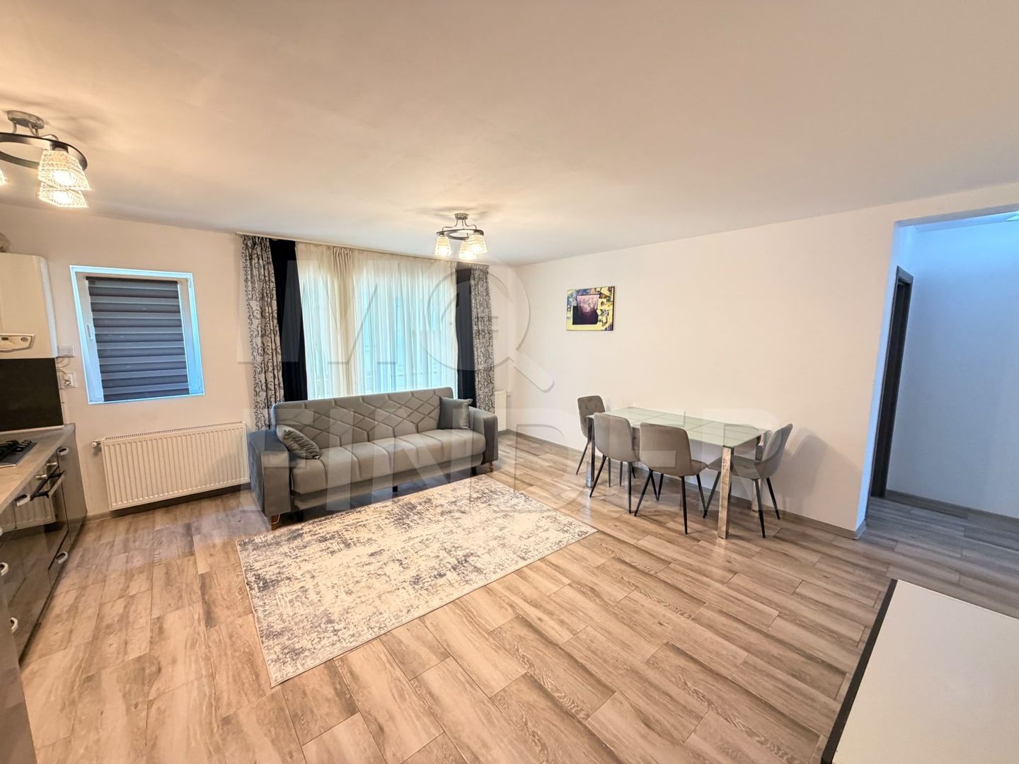 Apartament cu 3 camere, 70 mp, balcon – zona BMW, Florești - Poză 2