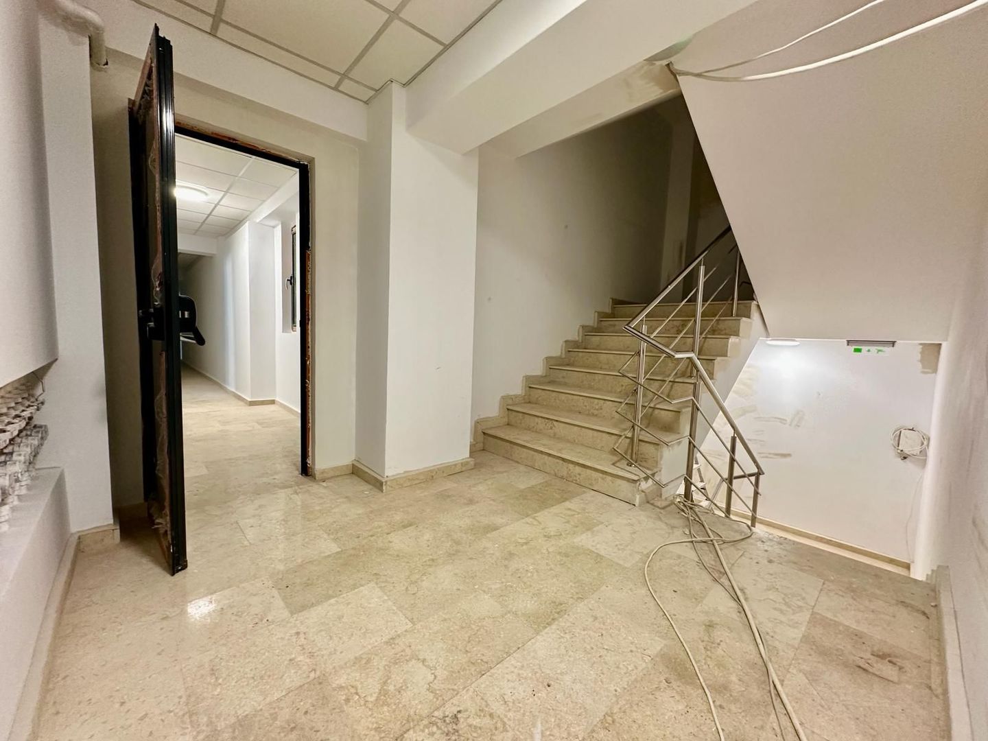 Apartament 3 camere-gata de mutare-Berceni! - Poză 15