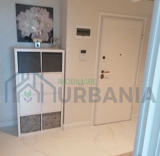 Inchiriez ap complex royal town cu parcare inclusa - Poză 8