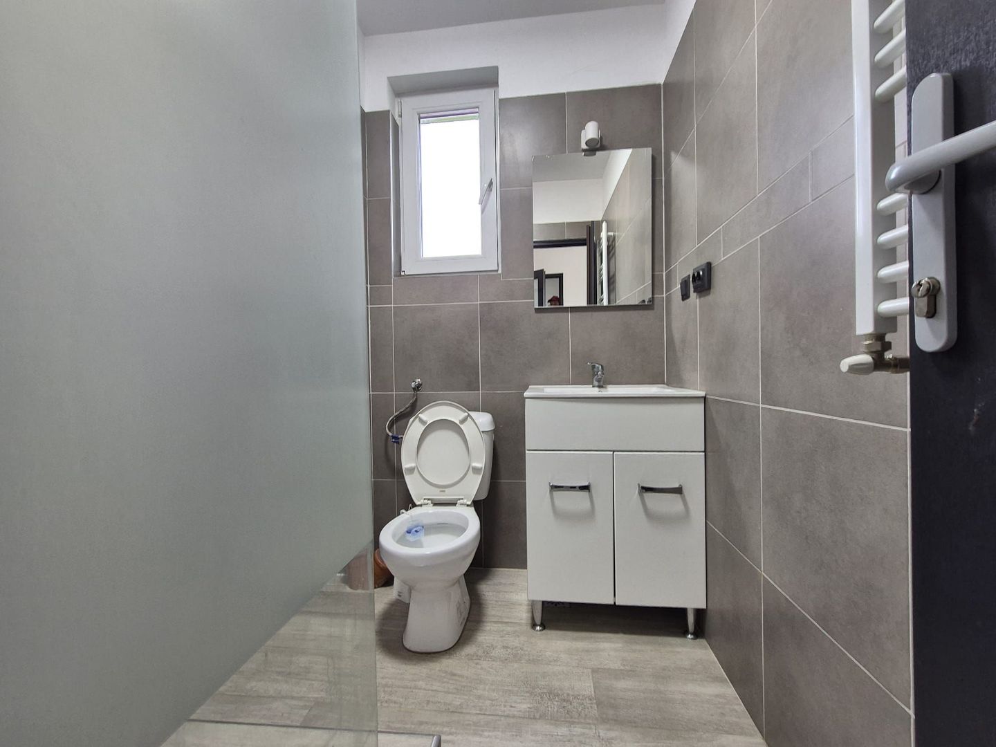 Casa P+2 cu 40 paturi pentru muncitori - Tei - Poză 19