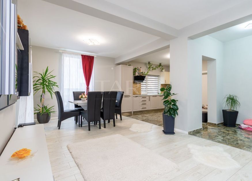 Duplex modern în Florești, cu 4 camere, curte proprie și parcare. - Poză 1