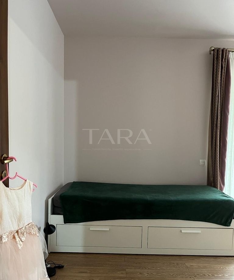 Apartament cu 3 camere de vânzare, Floresti. - Poză 7