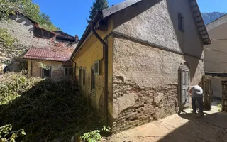 Casă individuală solidă din cărămidă 100 mp - B. Herculane - Poză 13