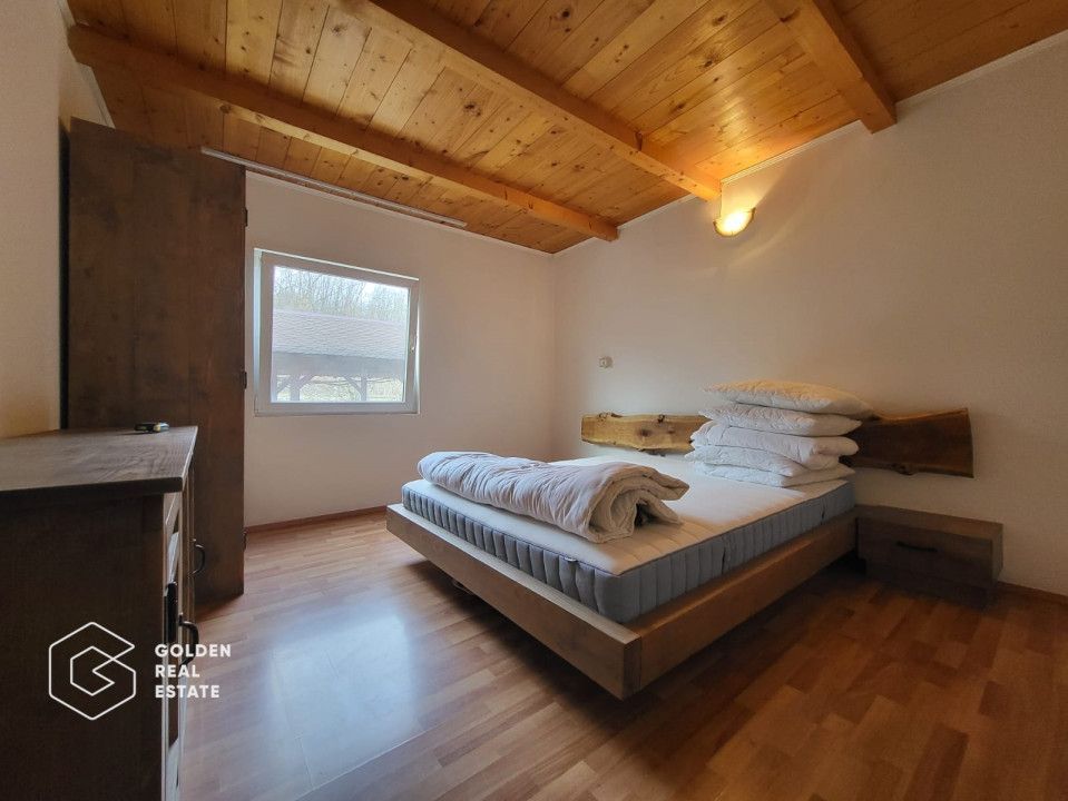 Casa de vacanta, teren 2500 mp, sat. Casoaia - Poză 12