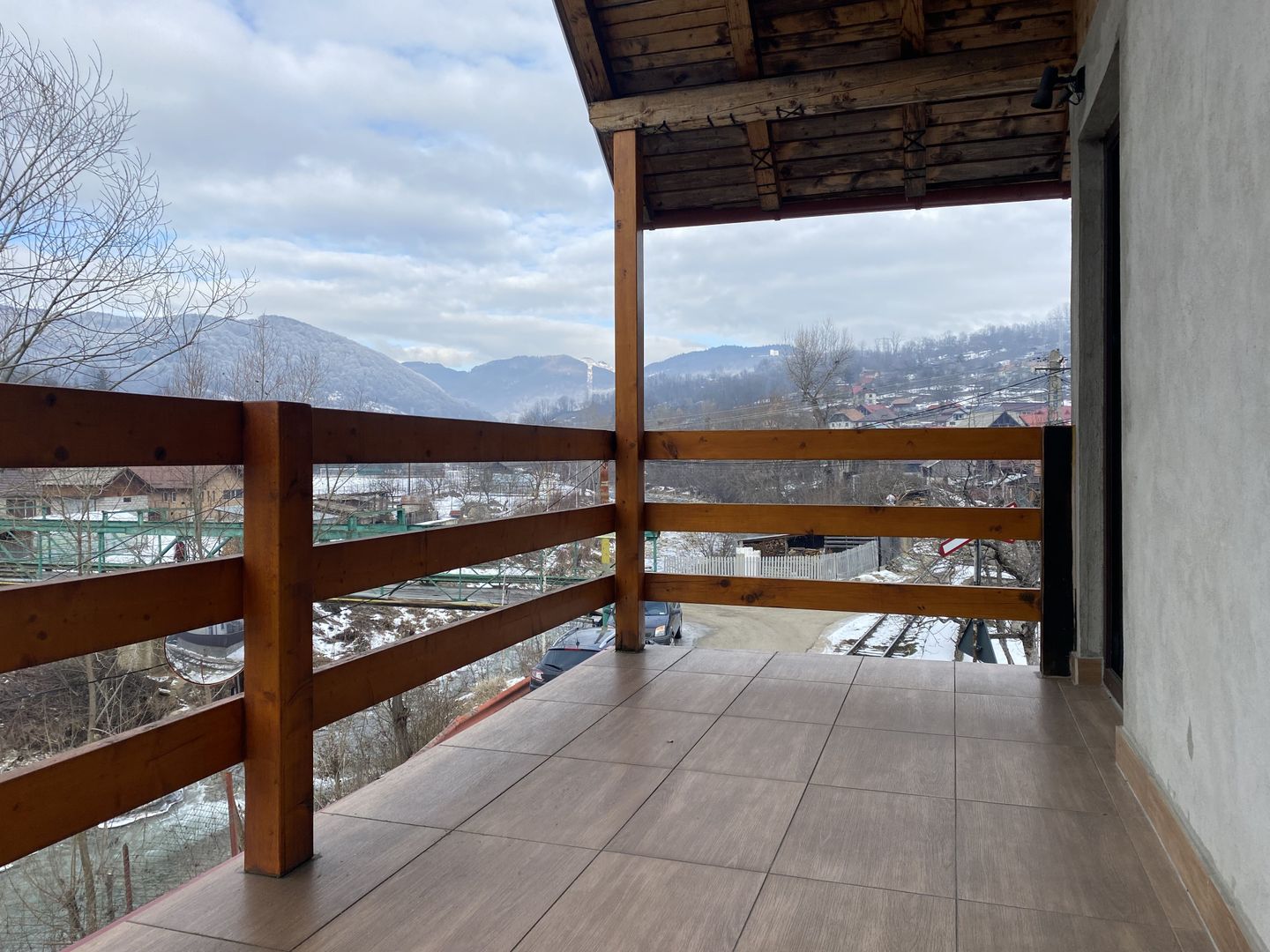 Vanzare casă la poalele Bucegilor!Potential pt. locuinta sau pensiune - Poză 26