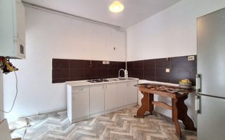 Casa pentru muncitori, 19 locuri - Trei Stejari - Poză 7