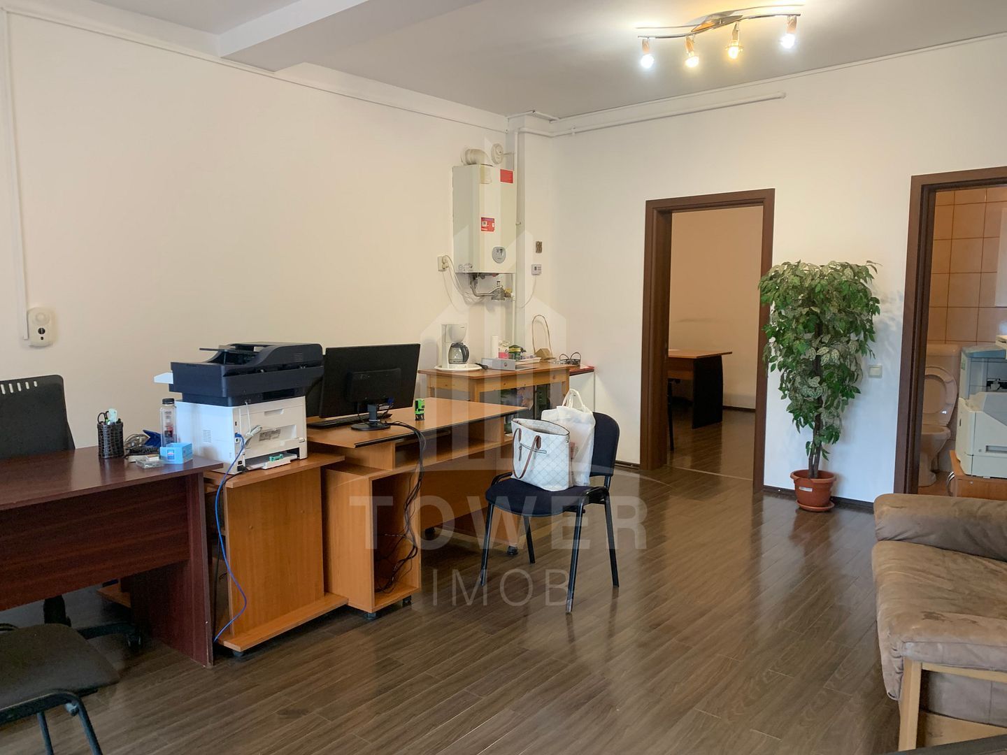 Inchiriez spațiu comercial de 51mp,  zona Ștrand - Poză 1