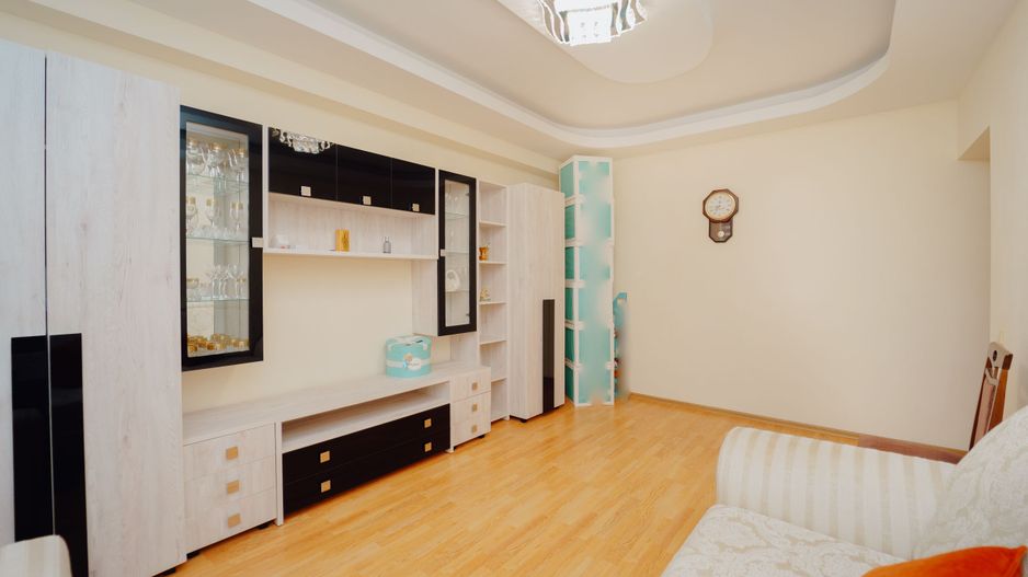 Apartament cu 3 camere I Buiucani I Alba Iulia - Poză 13