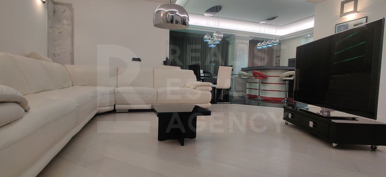 Vânzare, apartament, 4 camere, bd,. Ștefan cel Mare și Sfânt, Centru - Poză 1