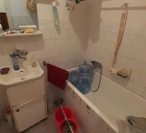 ageuropa.ro vinde ap. 2 cam. la parterul unei case în zona Carpați 2. - Poză 4