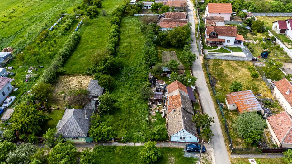 Teren intravilan Mândruloc - Poză 7