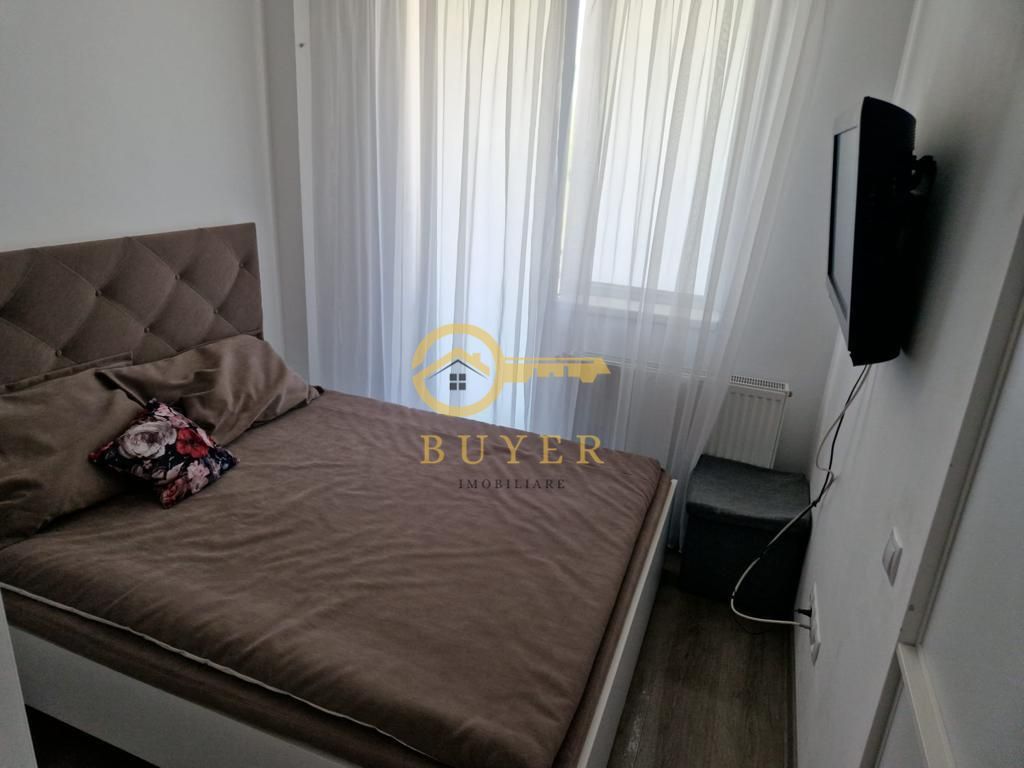 Garsoniera pe Pictor Brana, Selimbar- Etaj 1, loc de parcare privat - Poză 2