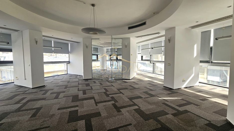 Spatiu birouri de inchiriat***203mp***Universitate - Poză 1