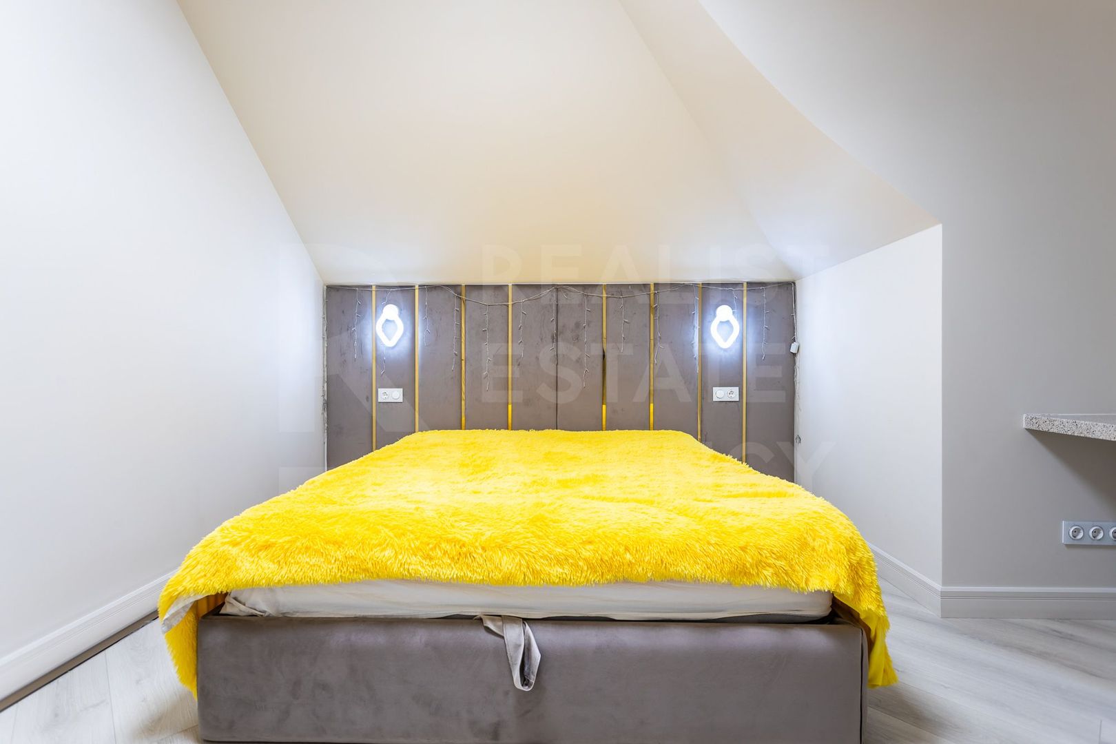 Vânzare, casă, 3 nivele, 300 mp+7,2 ari, str. Chișiniău, Cricova - Poză 38