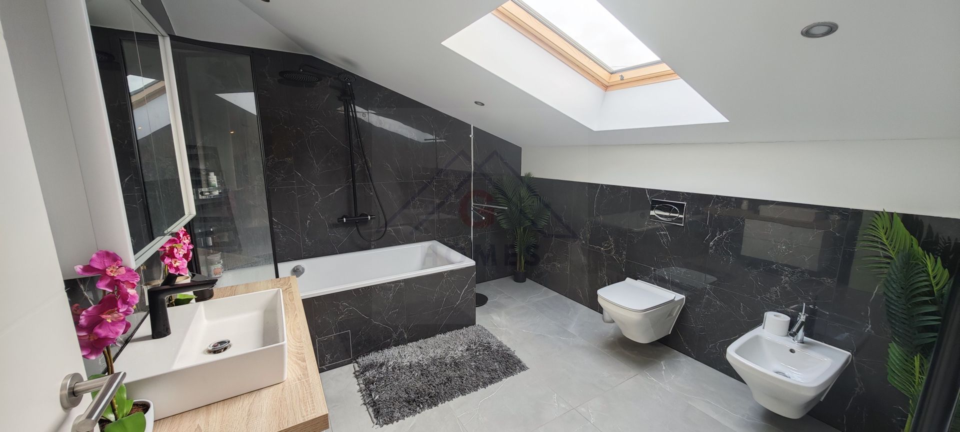 Casa noua, mobilata si utilata, la asfalt, 160 mp. COMISION ZERO! - Poză 9