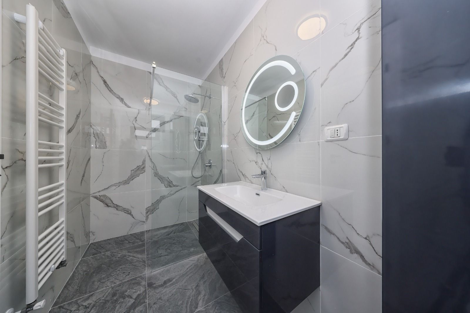 Casă modernă pe parter Bod | Teren 505 mp - Poză 27