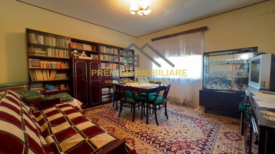 Apartament 2 camere decomandat zona centrala 36,500 euro negociabil - Poză 1