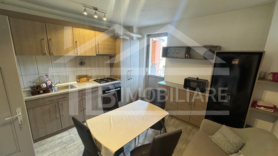 Apartament de 3 camere, decomandat, modern, 70mp, Zona UMFST - Poză 9