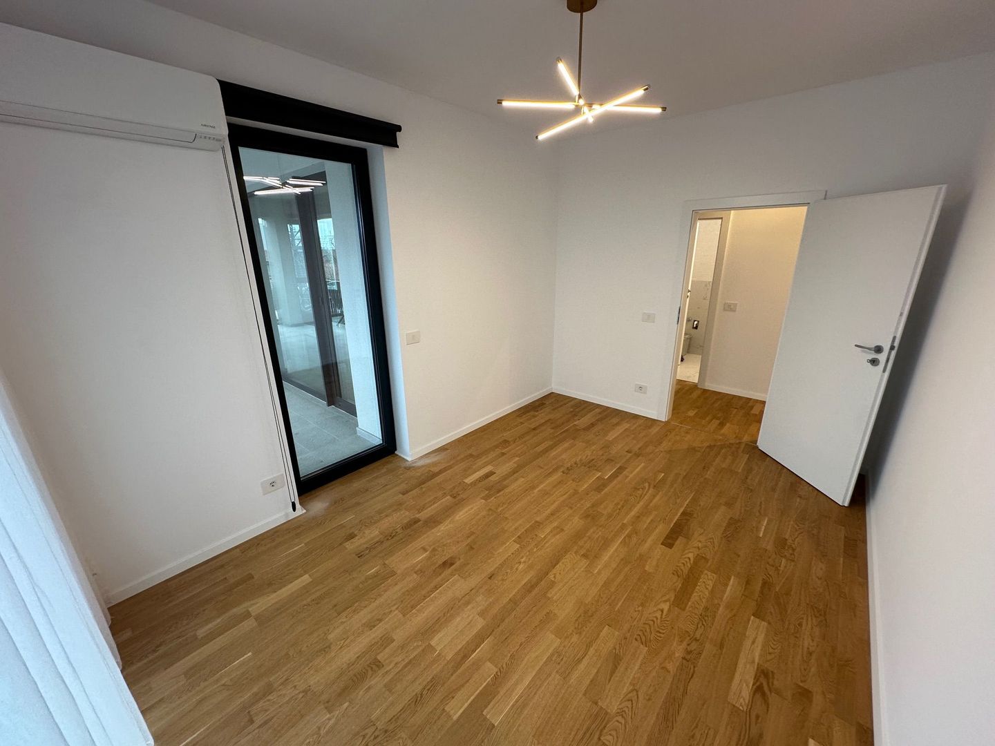 Apartament 4 camere - 115mp suprafata utila - Poză 20