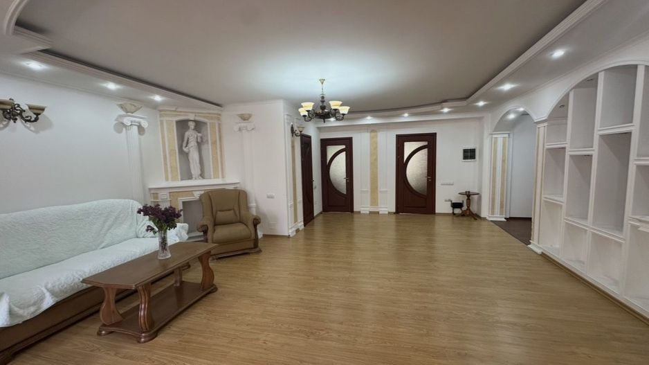 Apartament cu 2 odăi +living ultra centru, Mun. Chișinău - Poză 7