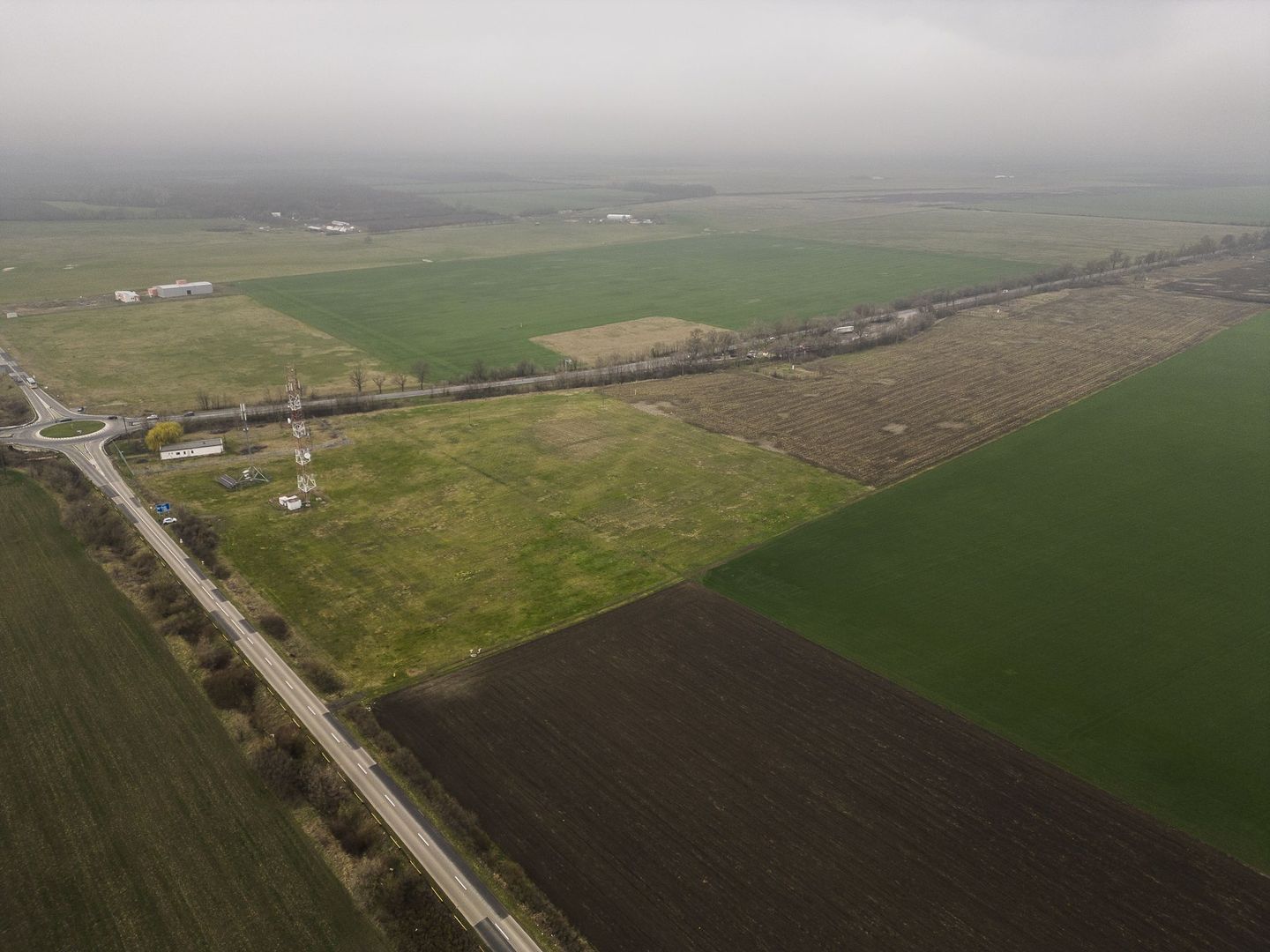 Teren 84000 mp la 20 km de Arad, la DN79 - Poză 5