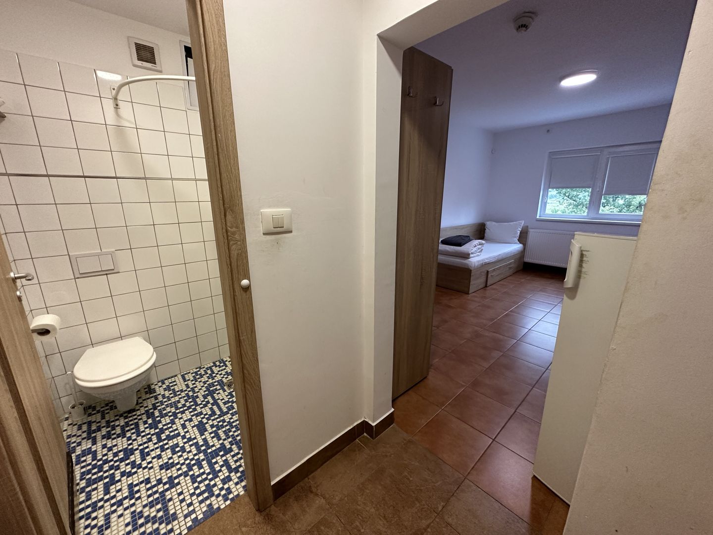 Garsoniera complet mobilata si utilata - Poză 9