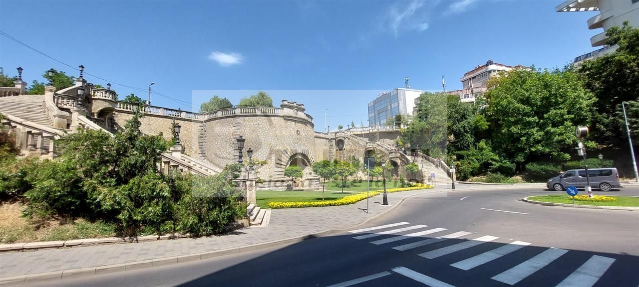 APARTAMENT 1C ZONA  CENTRU  BIBLIOTECA  EMINESCU - Poză 1