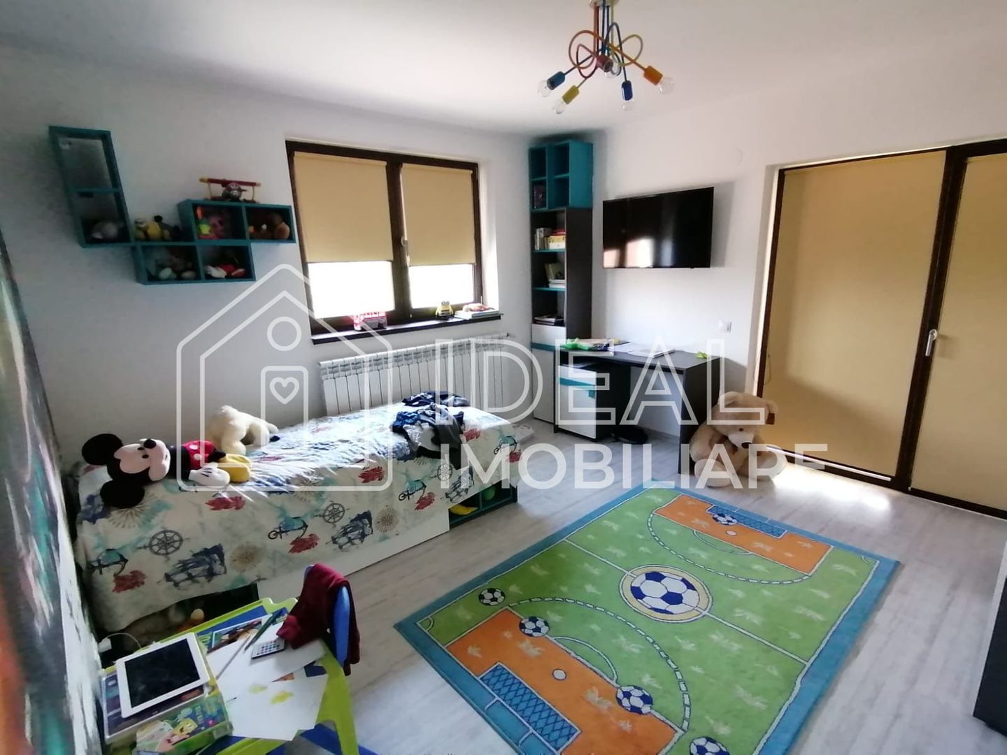 Casa moderna cu 4 camere, La  CHEIE in Poplaca - Poză 7