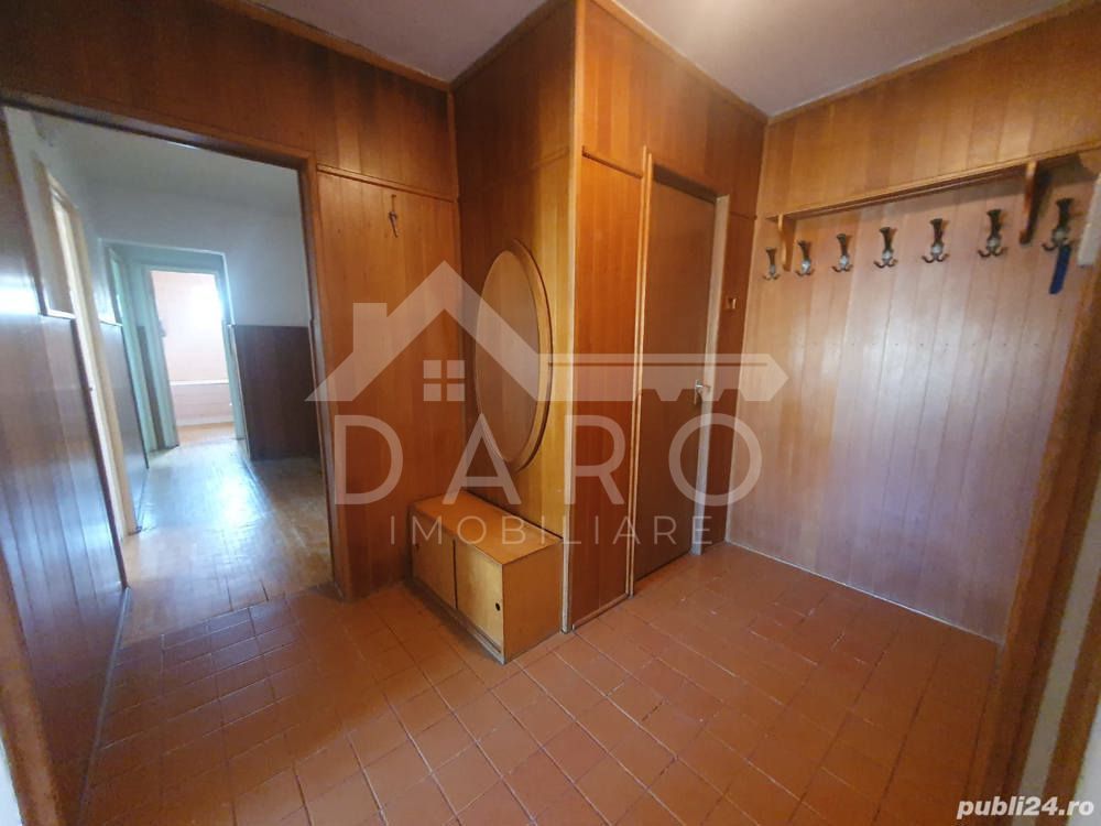 Vând apartament 4 camere in Dâmb - Poză 10