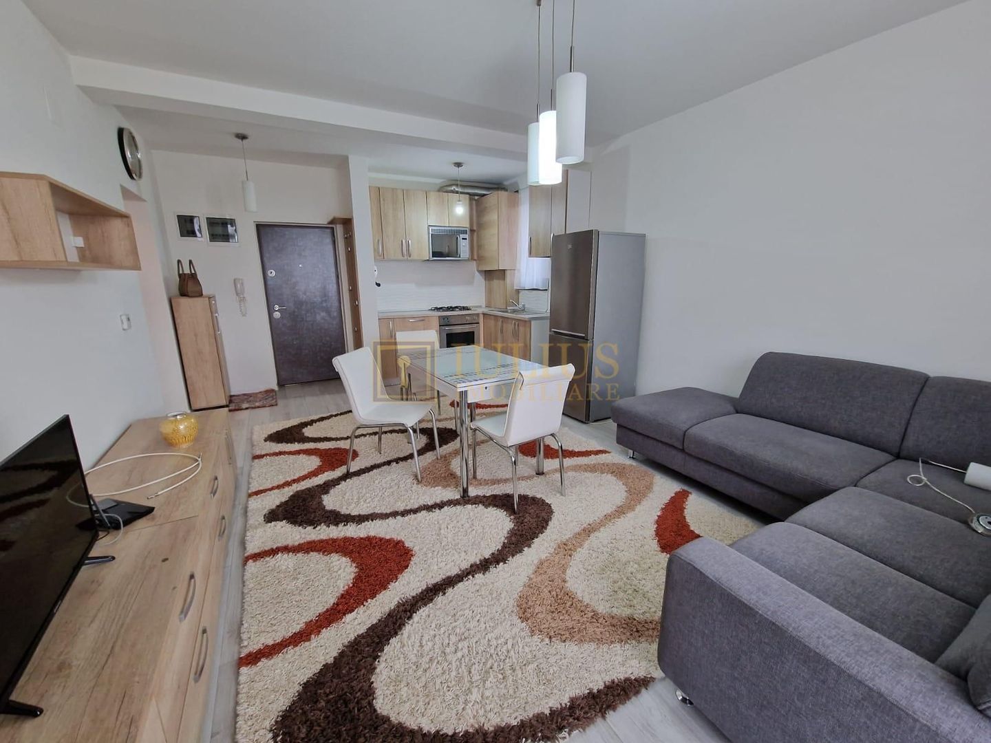 Apartament in zona Zone Cafe 2 - Poză 1
